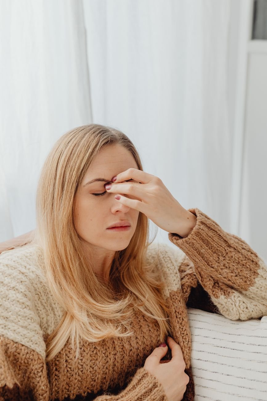 woman with headache