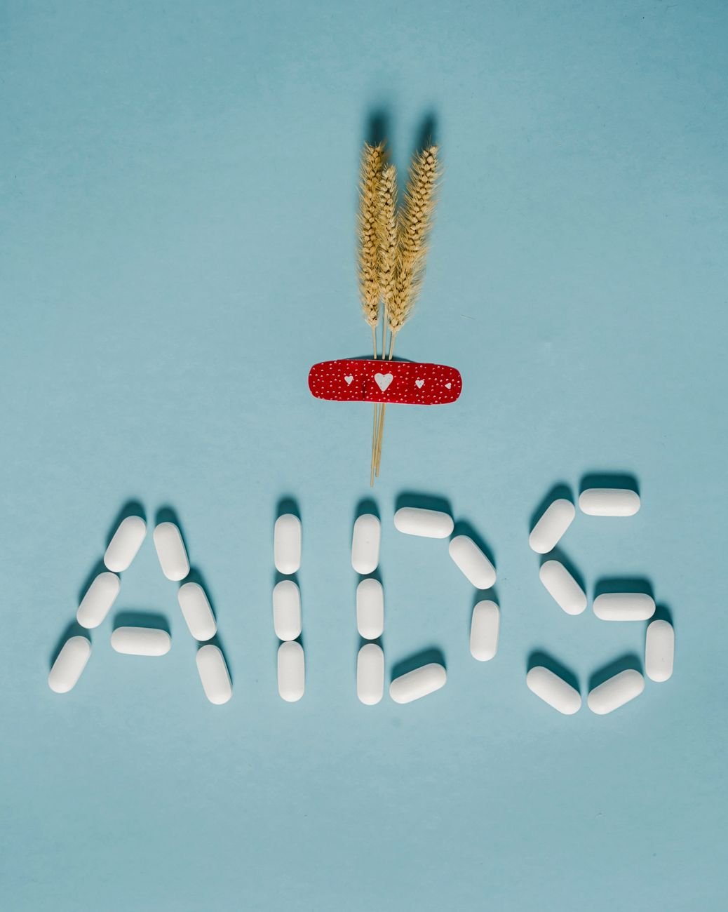 pills in form of inscription aids placed on table