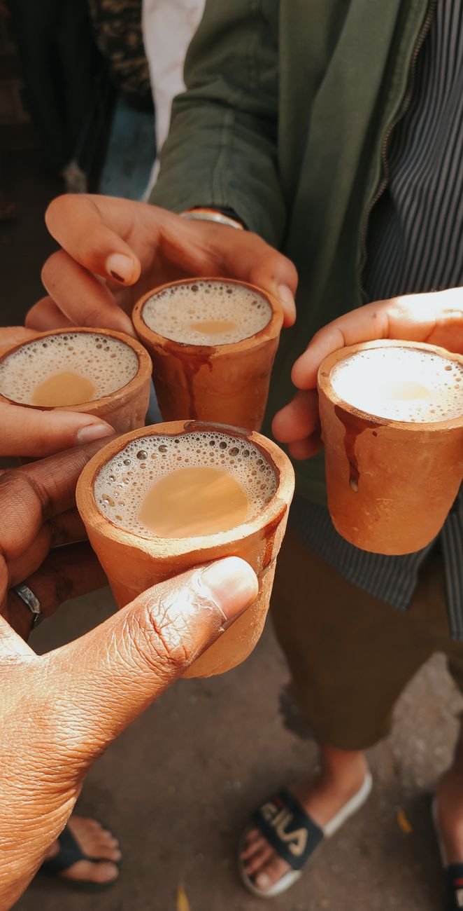 tea on clay cups