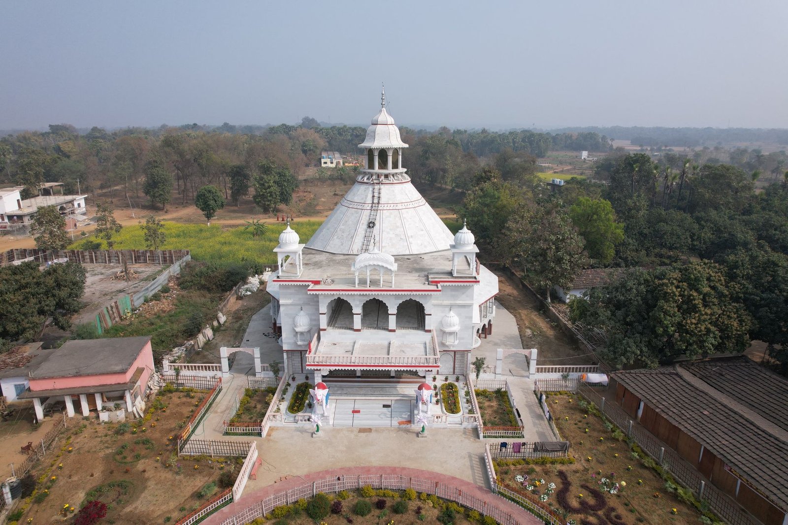 photo of a white palace