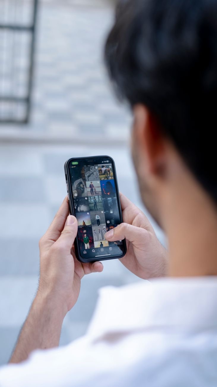 man hands holding smartphone