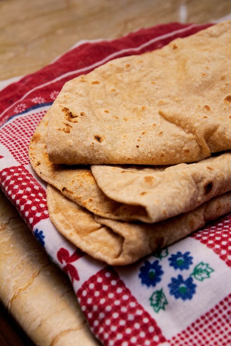 close up photo of roti